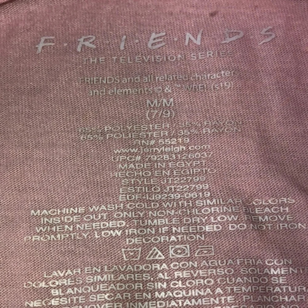 FRIENDS - Picture 4 of 5